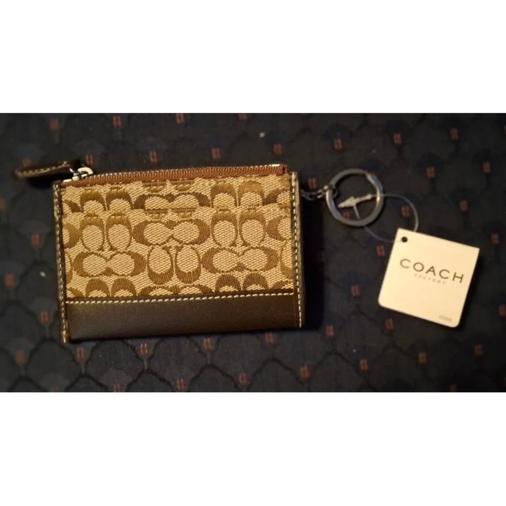 Coach signature mini